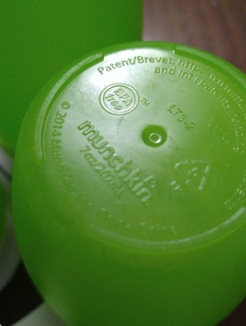 3 Set Munchkin Bright Green and White Silicone Snack Cups with Lids and Handle
